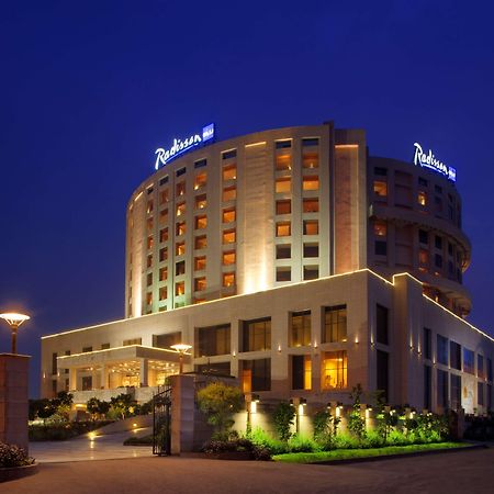 Radisson Blu Hotel New Delhi Dwarka Dış mekan fotoğraf